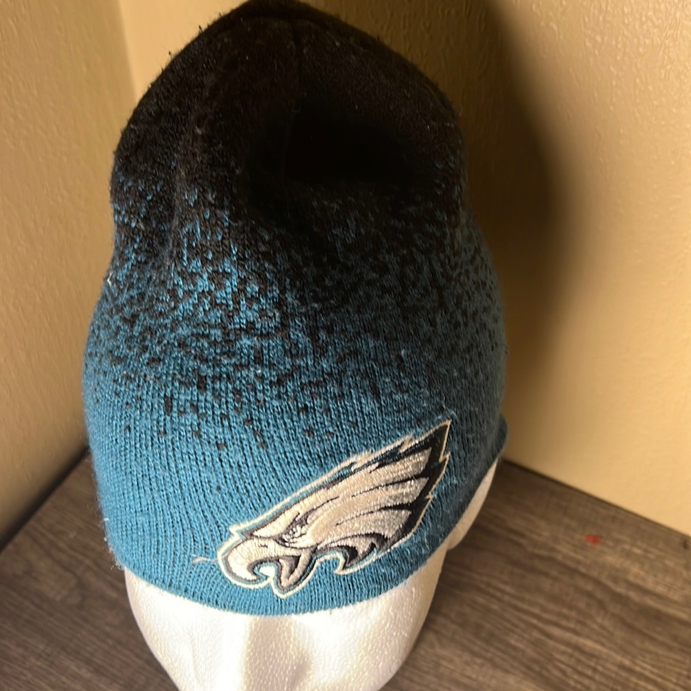 NFL Reebok Boys Eagles On Field Knit Beanie Color Green/Black